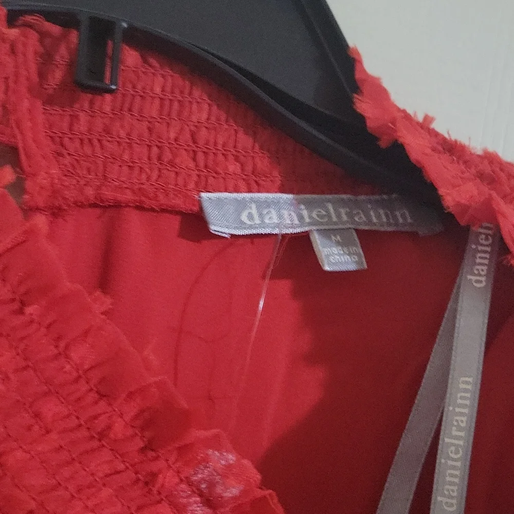 Red blouse - Picture 2 of 3